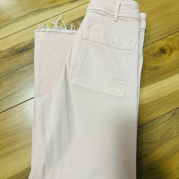 Not Available - Picture 6 of 8